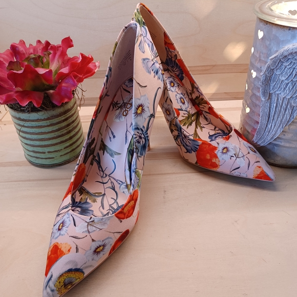 Aldo Multicolor Floral Women's Heels - Picture 1 of 5